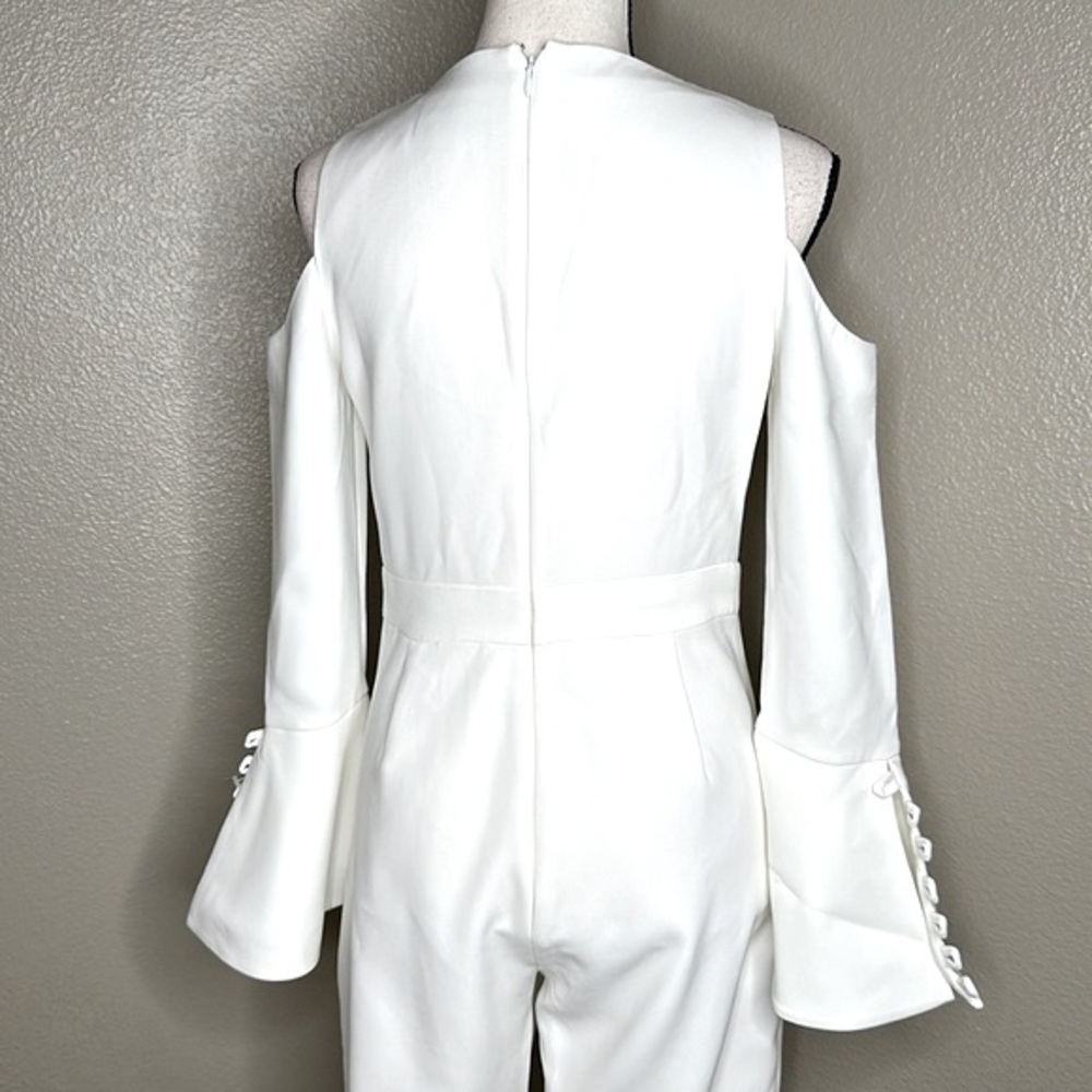 EUC Alexis Bali button bell sleeve white jumpsuit Shoulder Cutout women’s Small - Picture 6 of 10